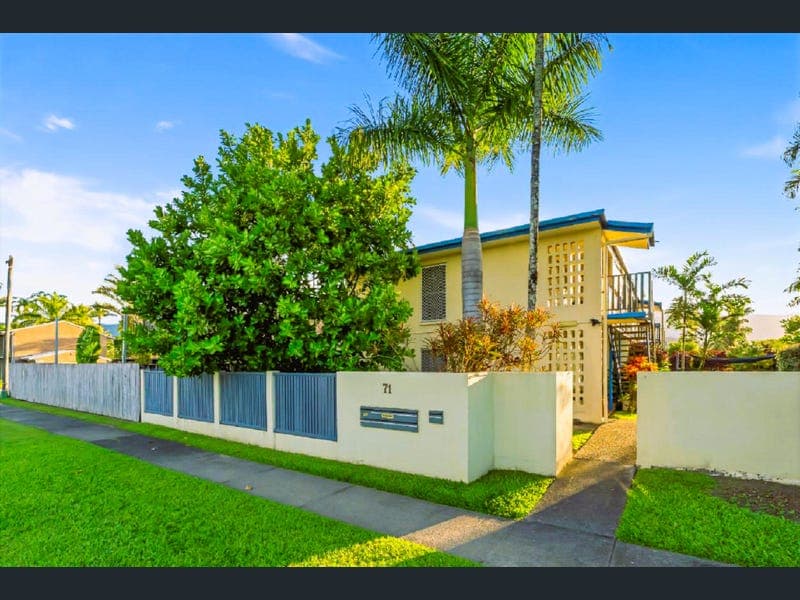 4/71 Little Pease St, Manoora — photo 1 of 5