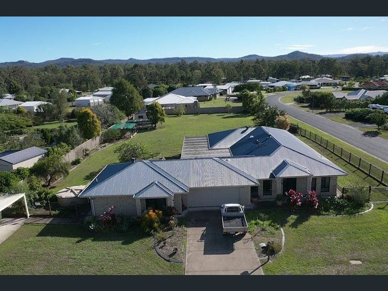 66 PARKRIDGE DRIVE, Withcott — photo 1 of 5