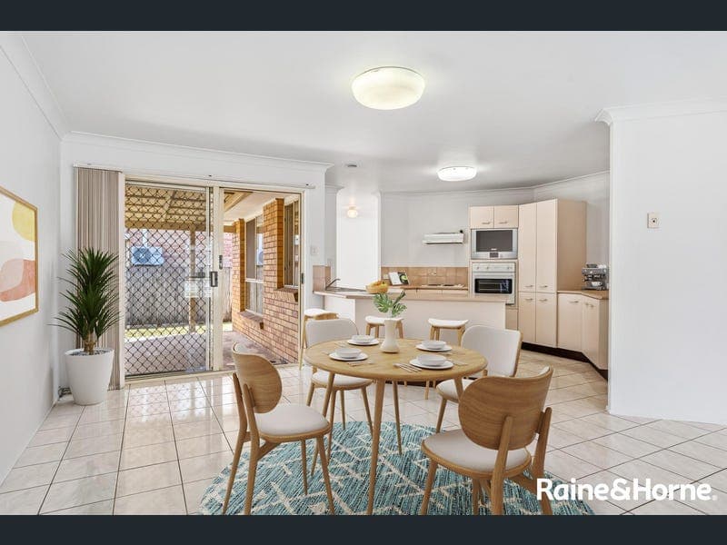 22 Wallaroo Way, Doolandella — photo 1 of 5