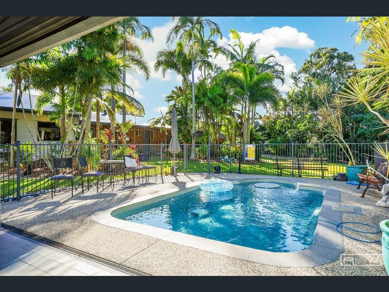 86 Norman Drive, Barmaryee — photo 1 of 5