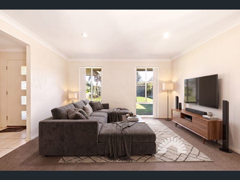 8 Mia Court, Morayfield — photo 1 of 5