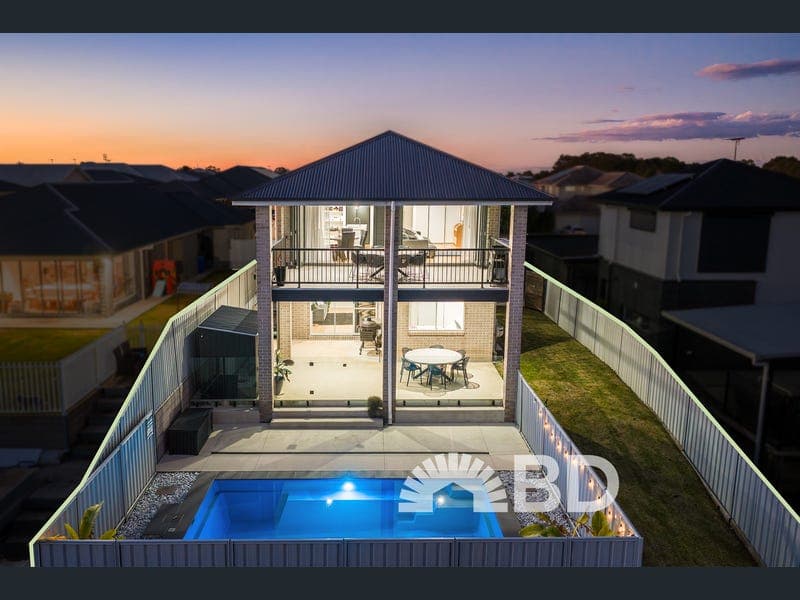 15 Amalthea Court, Burpengary — photo 1 of 5