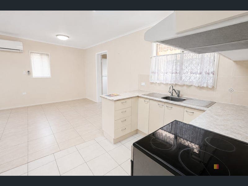 45 Payne Street, Millbank — photo 1 of 5