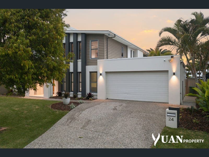 24 Palladium Blvd, Hope Island — photo 1 of 5