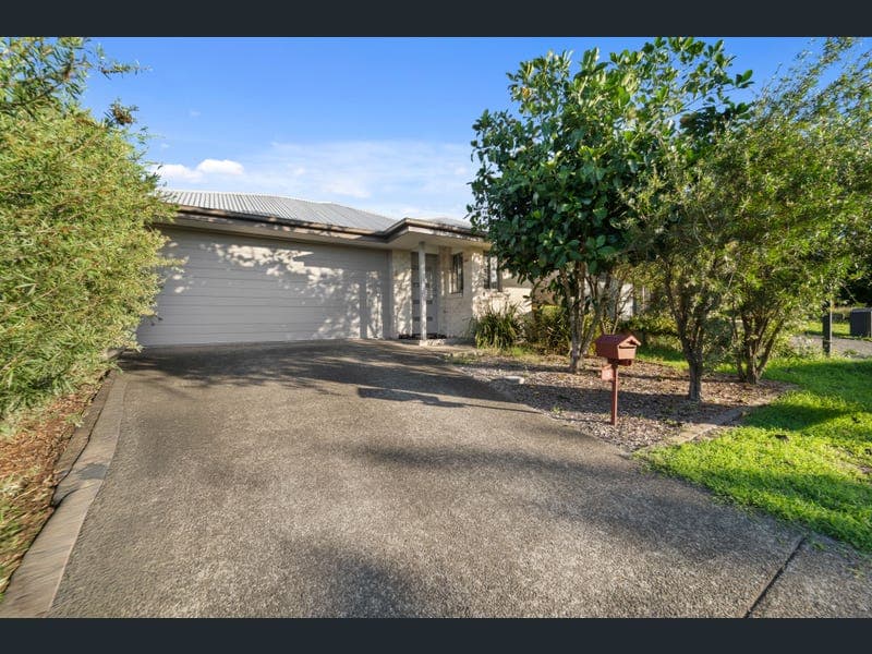 32 Cardamom Close, Griffin — photo 1 of 5