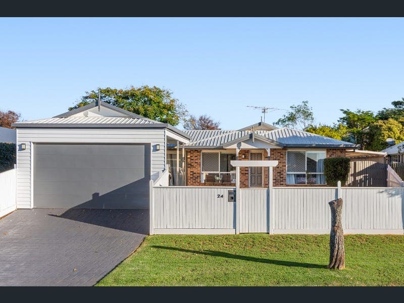 24 Bouganvillea Drive, Middle Ridge — photo 1 of 5