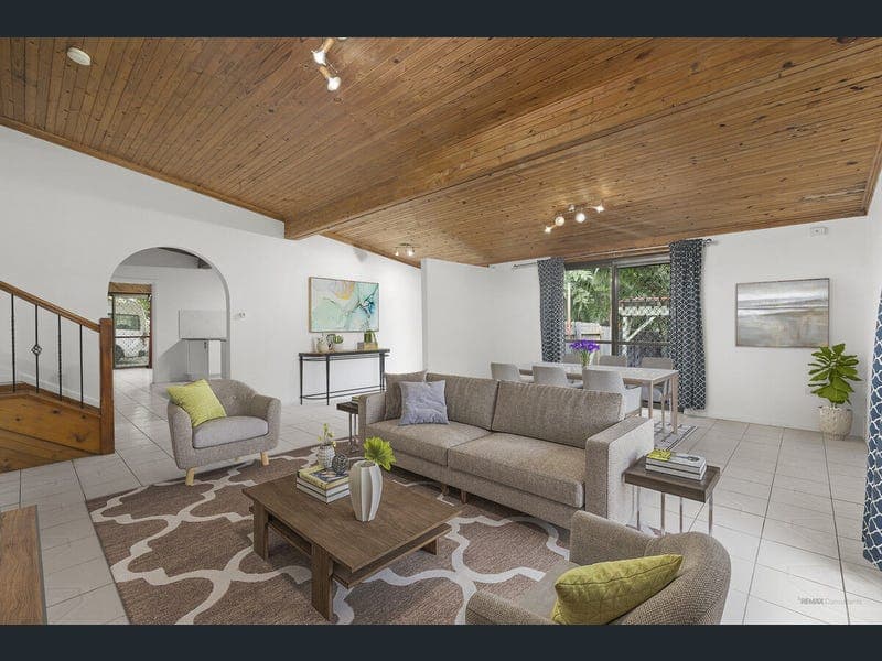 47 Dewar Drive, Loganholme — photo 1 of 5