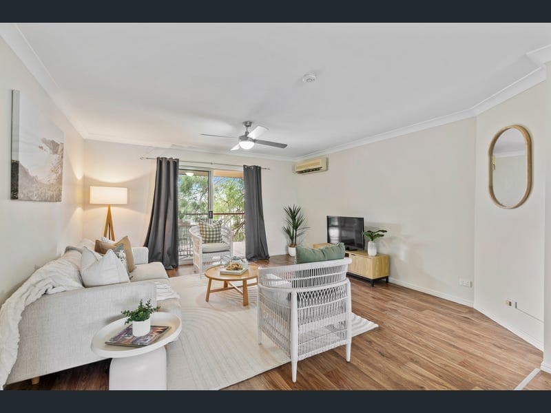 6/48 Victoria Terrace, Annerley — photo 1 of 5