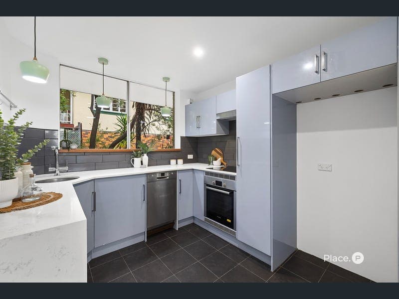 2/36 St Osyth Street, Toowong — photo 1 of 5