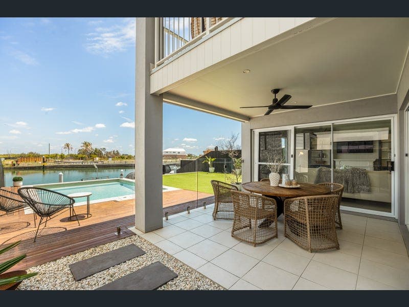 87 Quay Circuit, Newport — photo 1 of 5