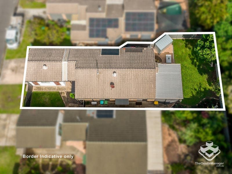 107 River Oak Drive, Helensvale — photo 1 of 5