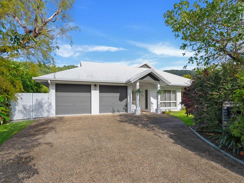 47 Bramble Street, Clifton Beach — photo 1 of 5
