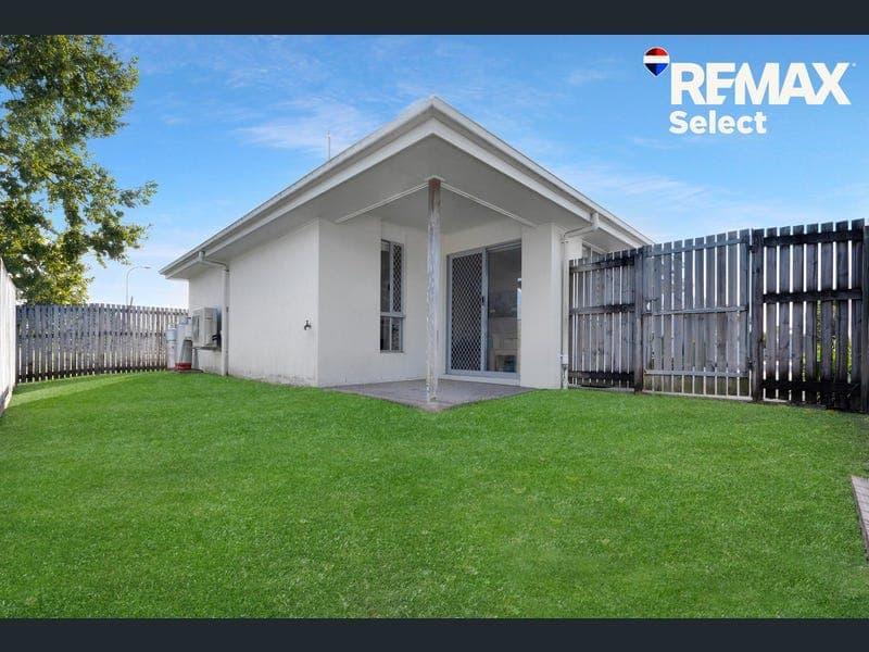 2/52 Superior Bvld, Andergrove — photo 1 of 5