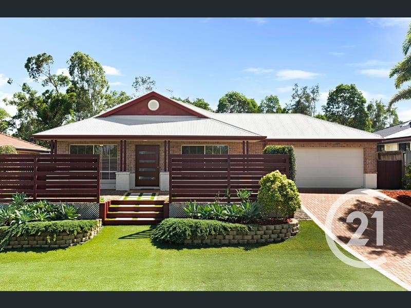 235 Endeavour Drive, Banksia Beach — photo 1 of 5
