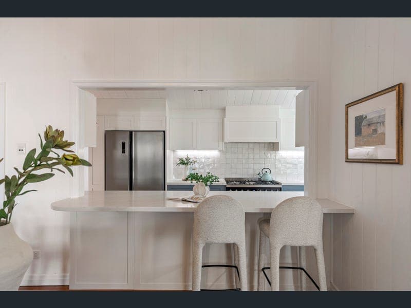 10 Jolly Street, Clayfield — photo 1 of 5
