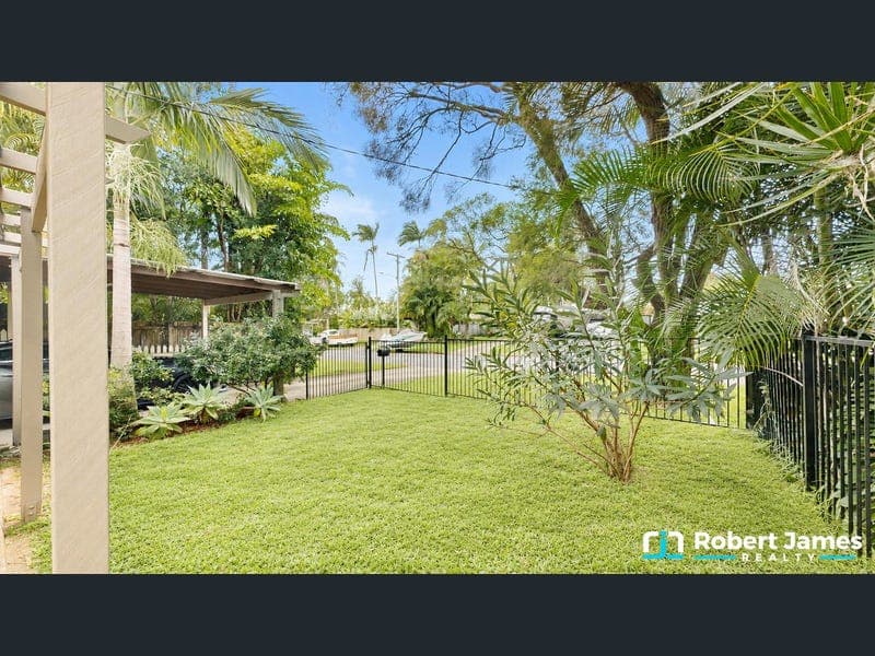 108 Hendry St, Tewantin — photo 1 of 5