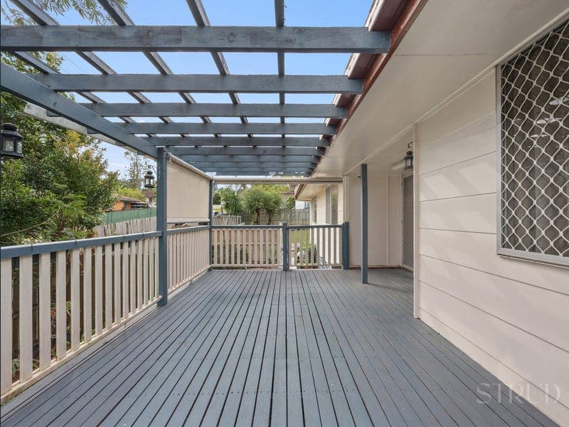 1 Glennie Court, Goodna — photo 1 of 5