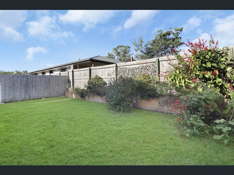 7 Cook Lane, Logan Reserve — photo 1 of 5