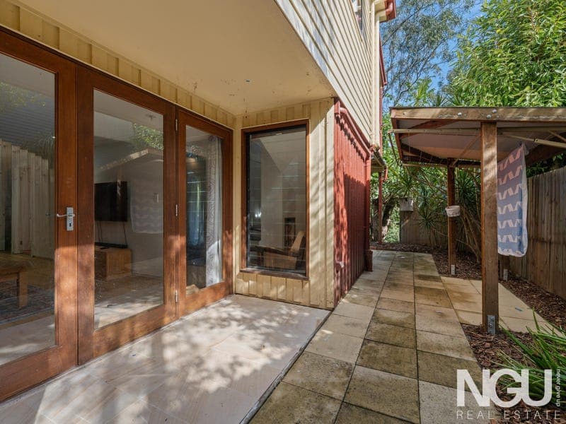 6 Stumers Road, Mount Crosby — photo 1 of 5