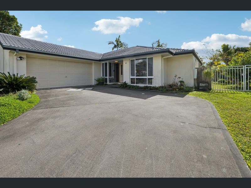 97 Monterey Keys Drive, Helensvale — photo 1 of 5