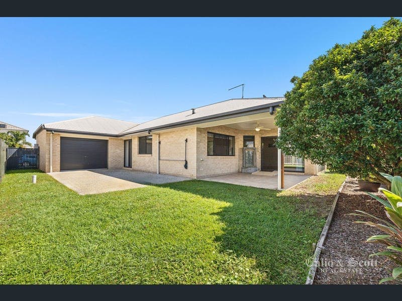 5 Lauren Circuit, Brighton — photo 1 of 5