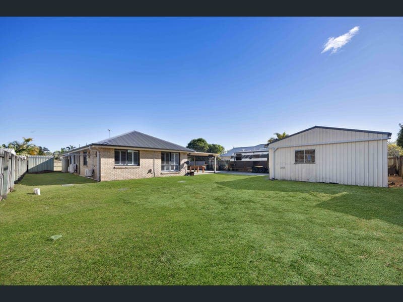 16 ANIKA PLACE, Little Mountain — photo 1 of 5