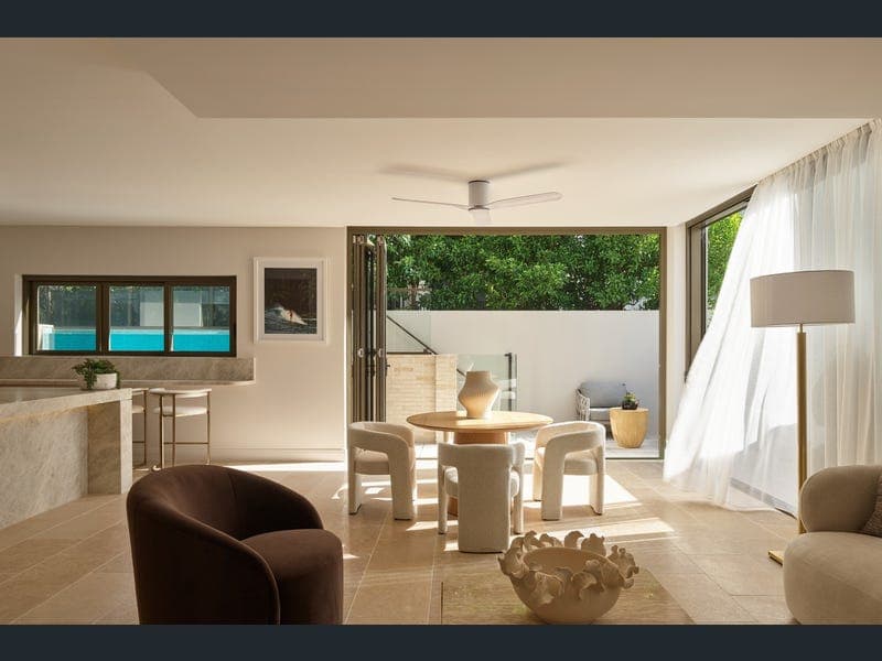 1/116 Seagull Avenue, Mermaid Beach — photo 1 of 5