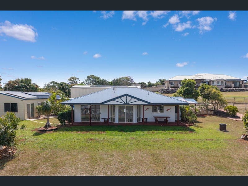 6-8 Tortworth Court, Dundowran — photo 1 of 5