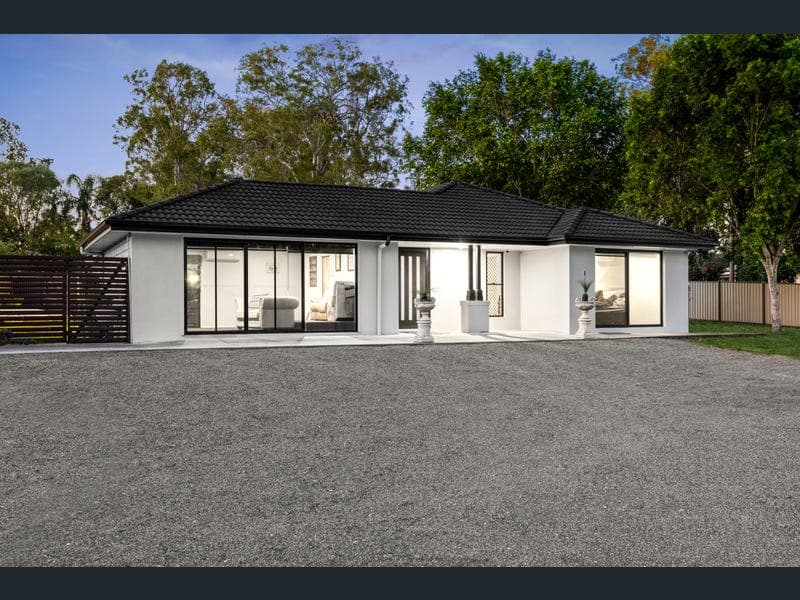 1-7 Kyeema Court, Munruben — photo 1 of 5