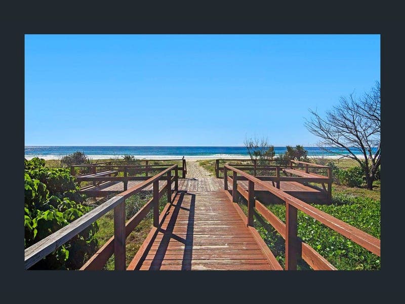 4/88 Pacific Parade, Bilinga — photo 1 of 5