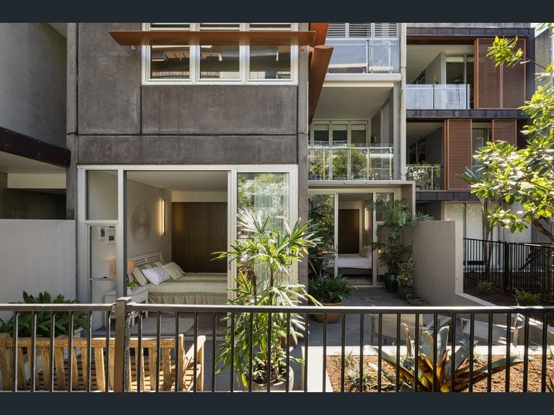 4104/55 Forbes Street, West End — photo 1 of 5