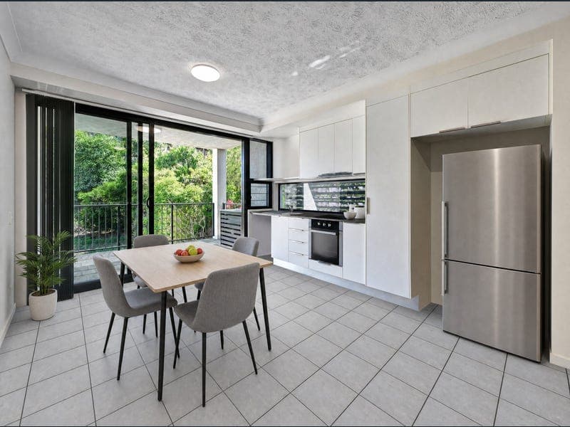 12/23 Melton Terrace, Townsville City — photo 1 of 5