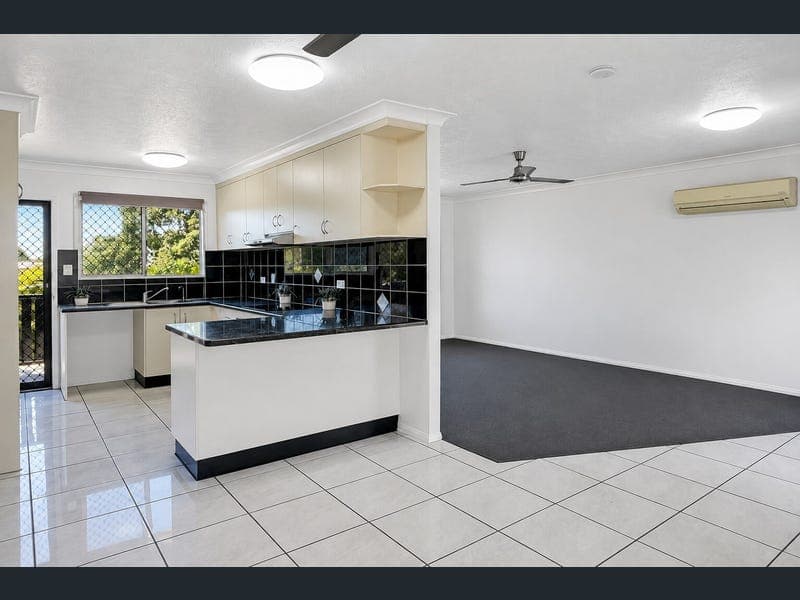 26 Mount Louisa Drive — photo 1 of 5
