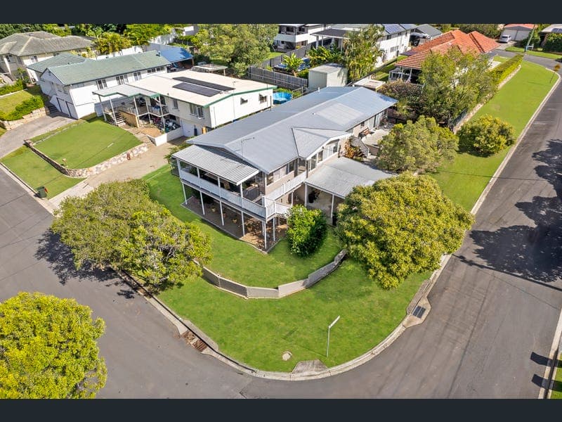 11 Woolton Street, Tarragindi — photo 1 of 5