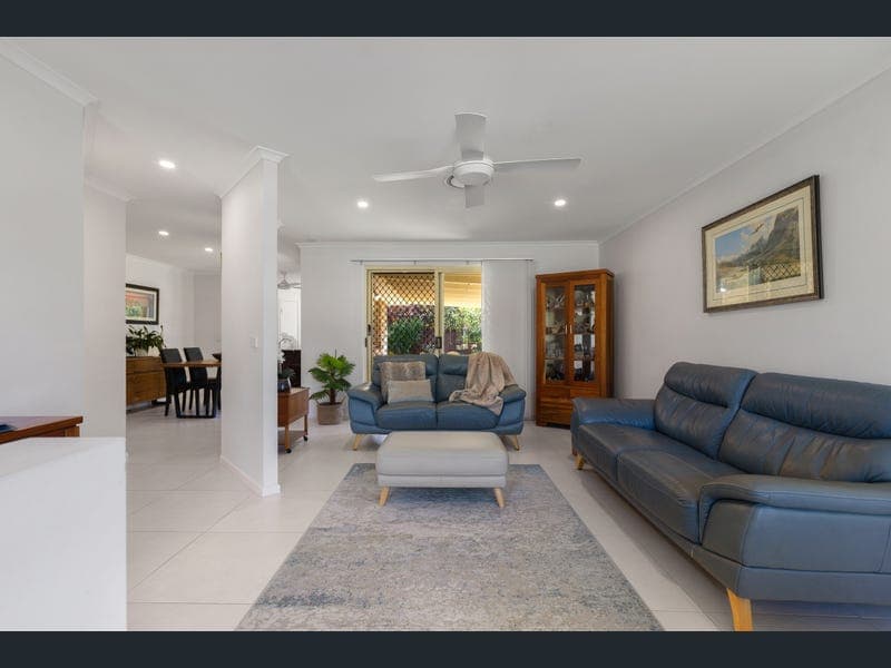 6 Portrush Court, Tewantin — photo 1 of 5