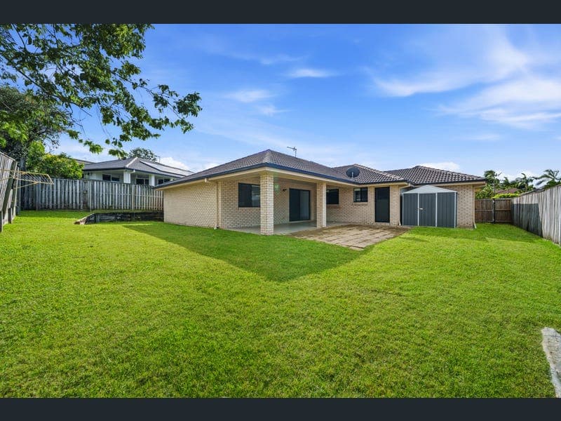 5 Monarch Avenue, Upper Coomera — photo 1 of 5