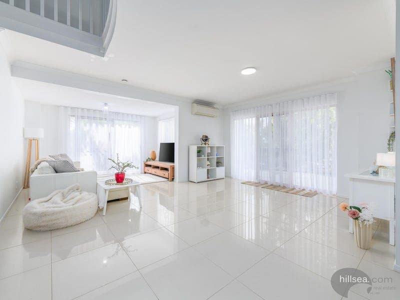 11/3 - 15 Fortuna Place, Parkwood — photo 1 of 5