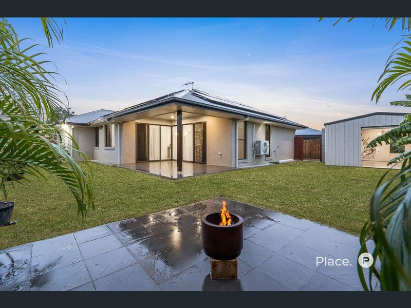 52 Speedwell Street, Caboolture — photo 1 of 5