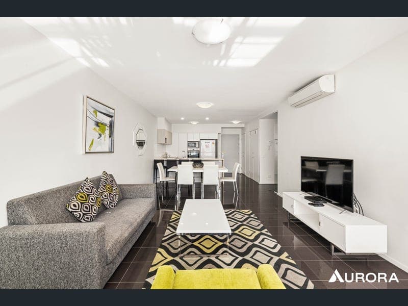 212/48 O'Keefe Street, Woolloongabba — photo 1 of 5