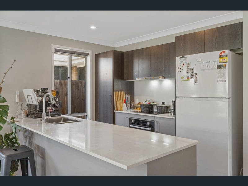 40 Chikameena Street, Logan Reserve — photo 1 of 5