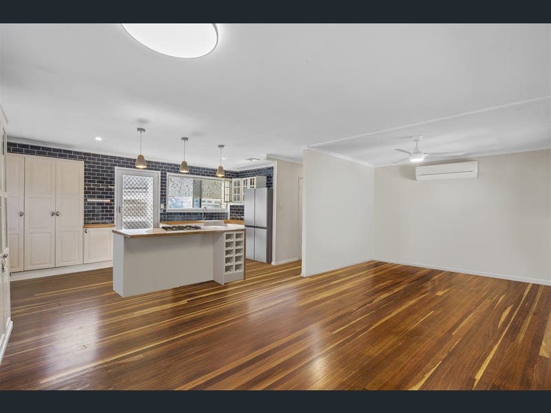 371 Seventeen Mile Rocks Road, Oxley — photo 1 of 5