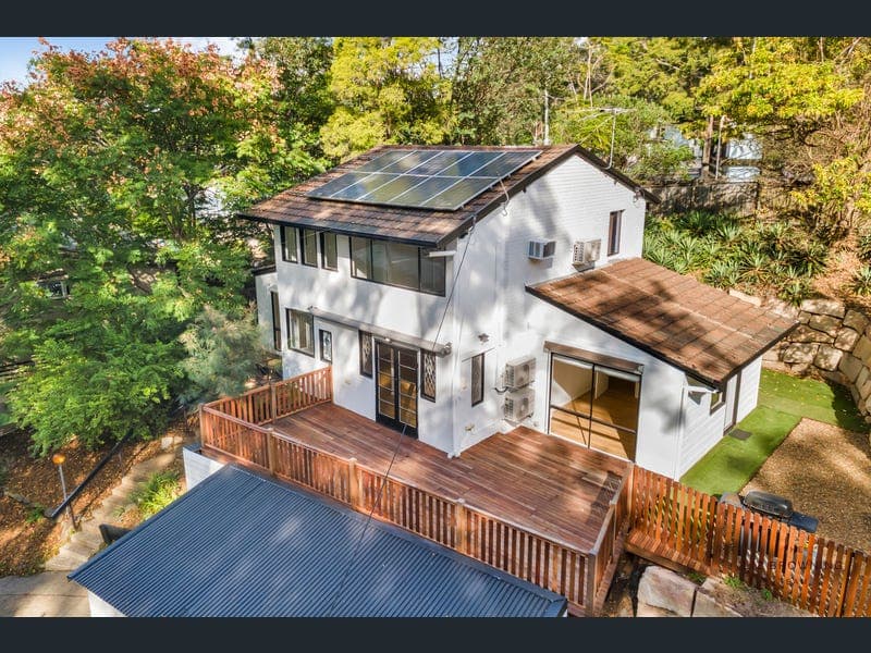 12 Stonehenge Street, Chapel Hill — photo 1 of 5
