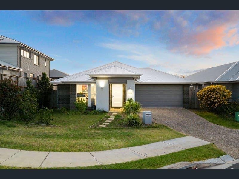 41 Bellflower Street, Collingwood Park — photo 1 of 5