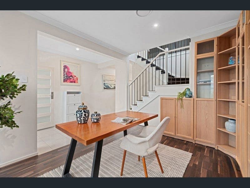 44 Ivory Crescent, Pallara — photo 1 of 5