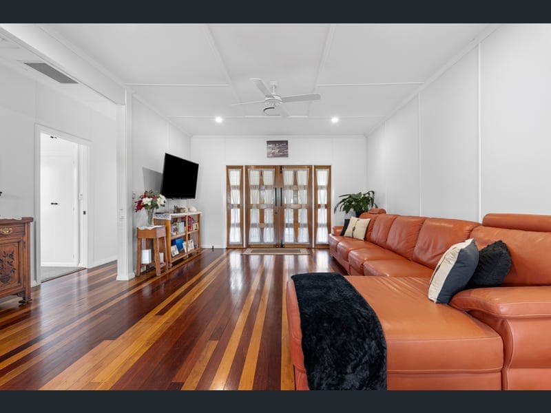 48 Cranes Road, North Ipswich — photo 1 of 5