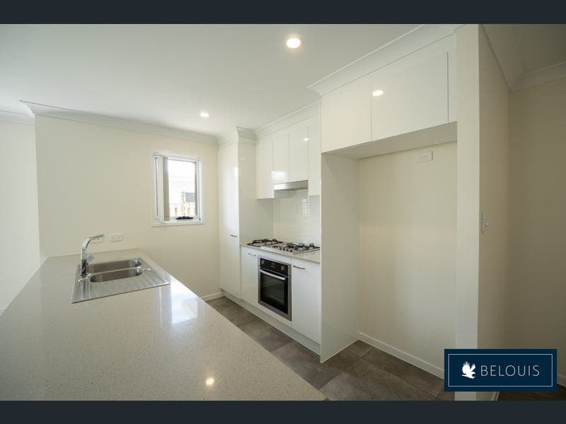 7 O'connell Court, Pimpama — photo 1 of 5