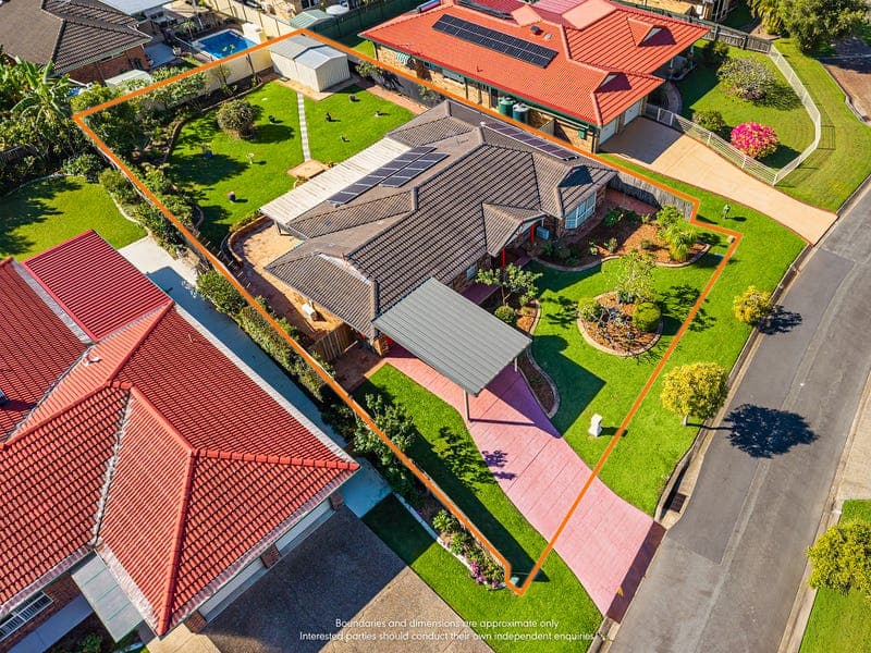 10 Meiland Place, Meadowbrook — photo 1 of 5