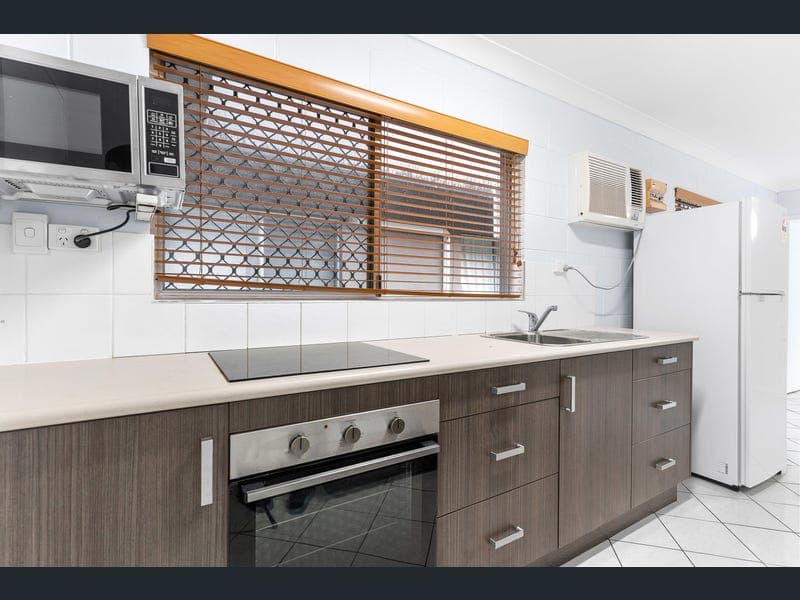 7/28 Digger Street, Cairns North — photo 1 of 5