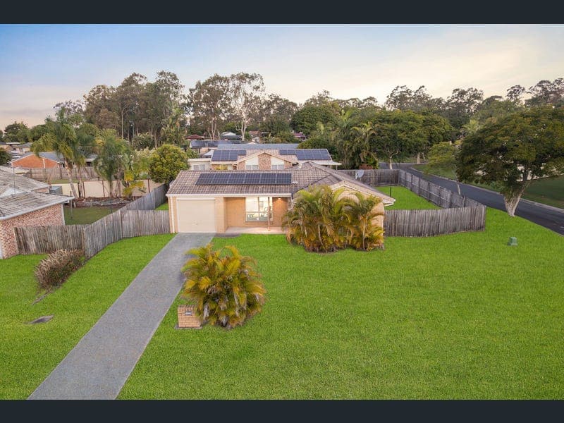 43 Cunningham Drive,, Boronia Heights — photo 1 of 5