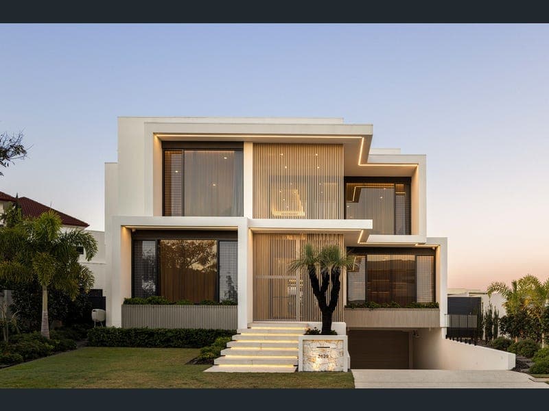 2629 Virginia Drive, Hope Island — photo 1 of 5